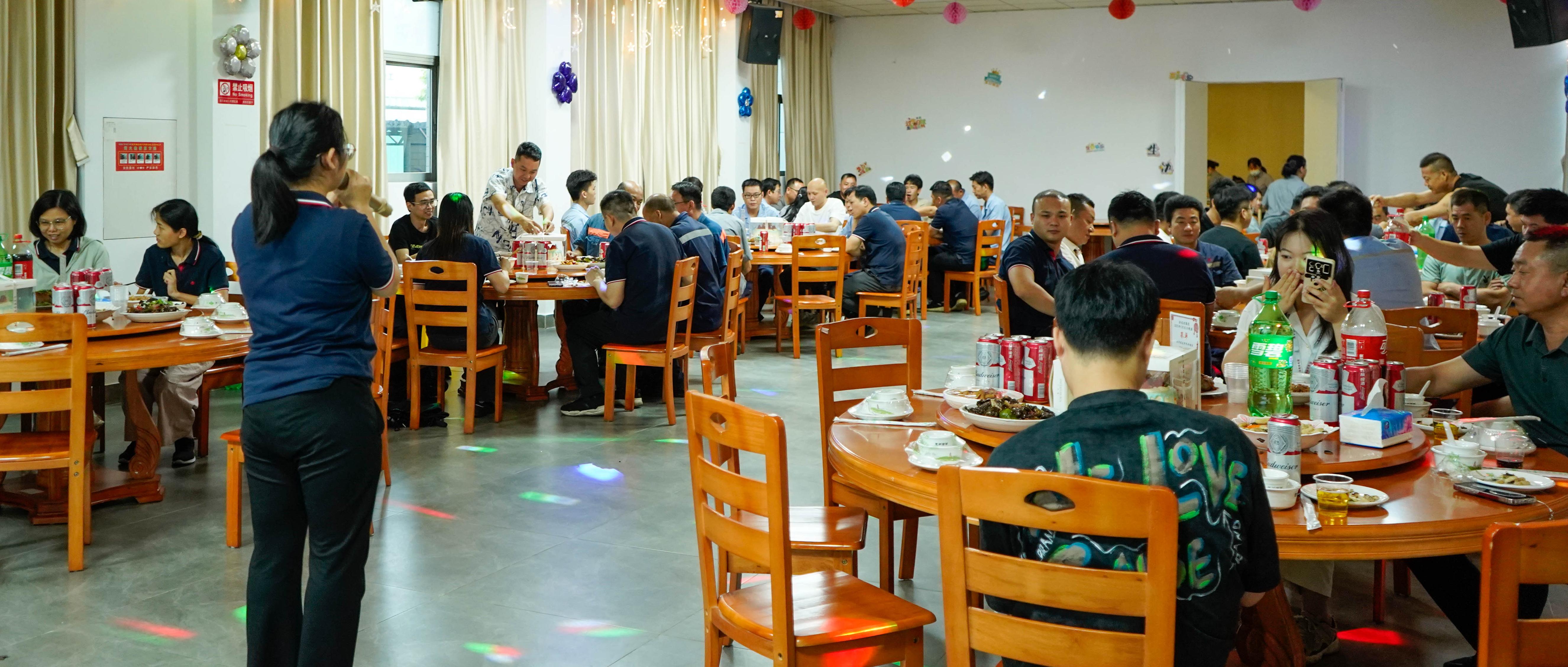 員工生日會(huì) | 巧手納福，溫情共聚
